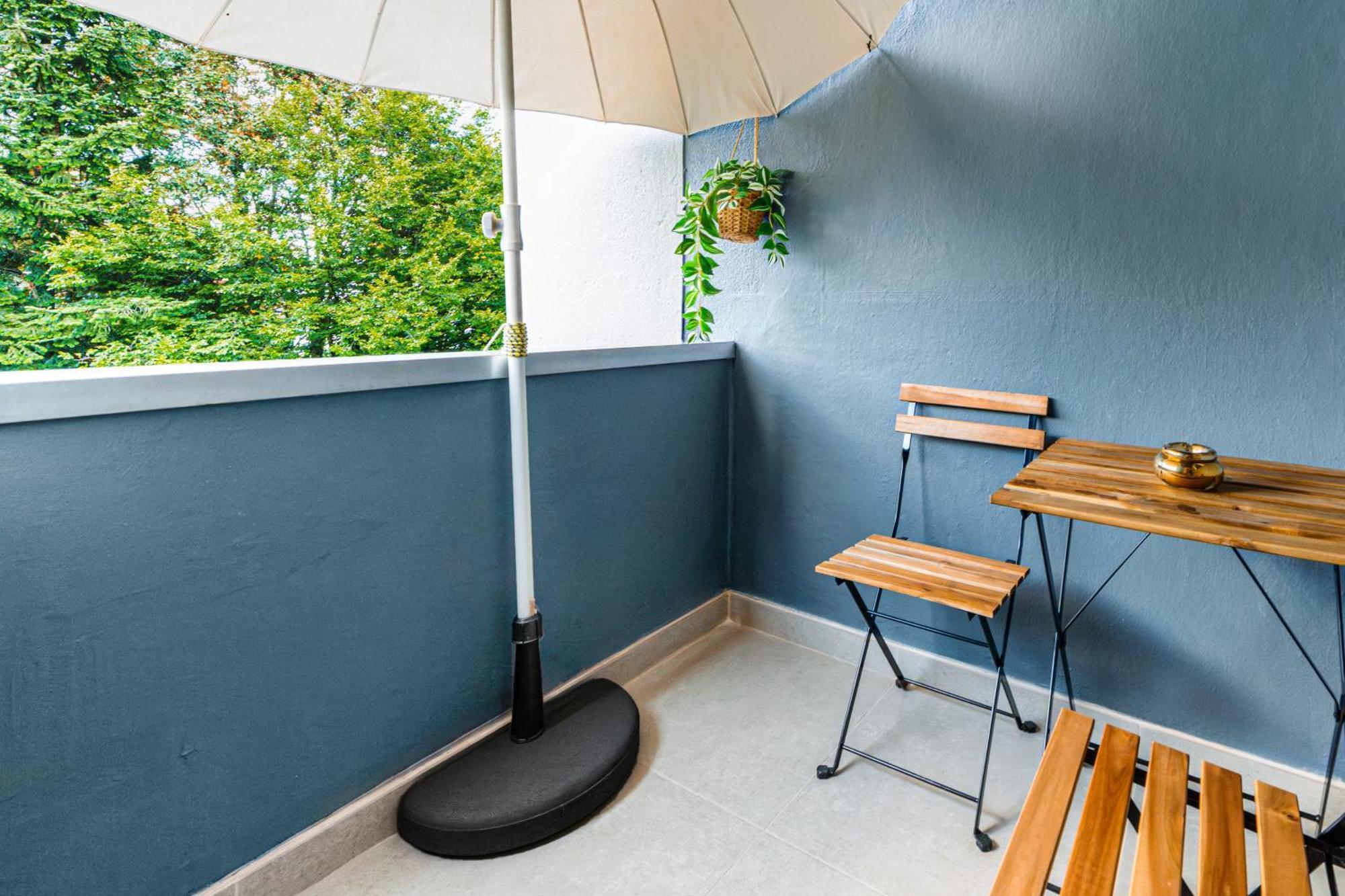 Smart Home - Essen - Perfect For 5 Guests! Central - Balcony - Netflix - Free Parking Zone Exterior foto